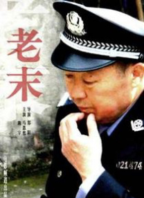美女脱个精光
